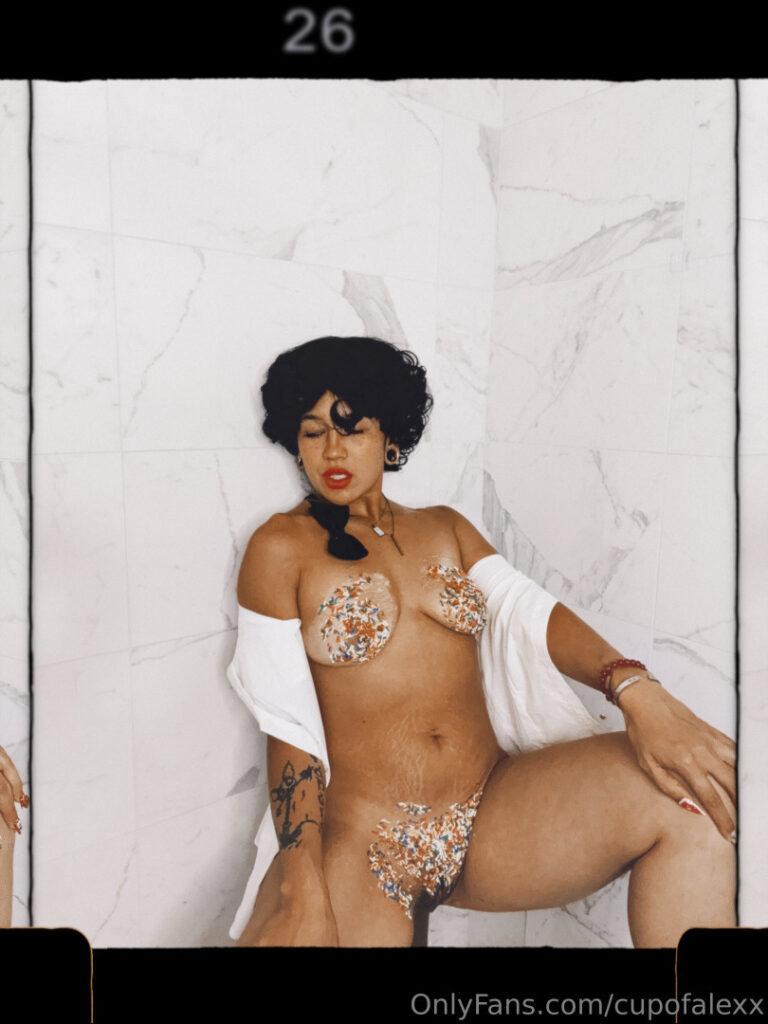 OnlyFans – TikTok – Instagram – Cupofalexx – Nude Leaks
