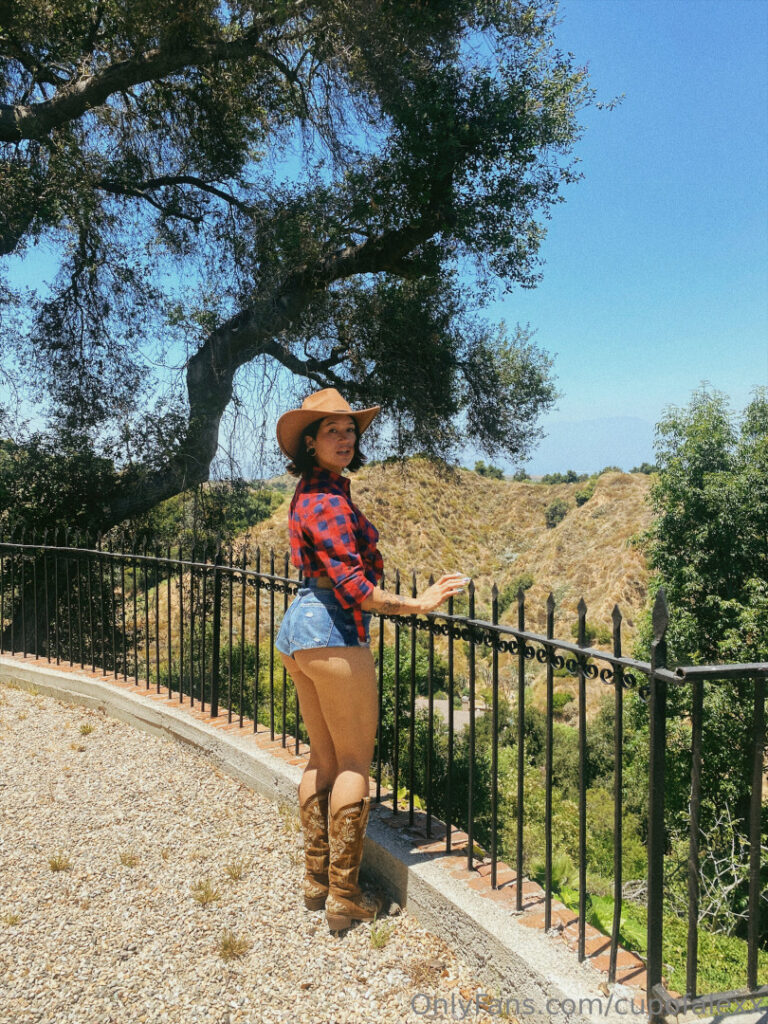 OnlyFans – TikTok – Instagram – Cupofalexx – Nude Leaks