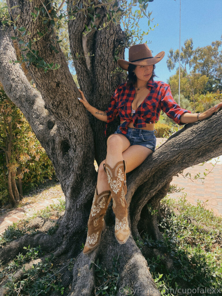 OnlyFans – TikTok – Instagram – Cupofalexx – Nude Leaks