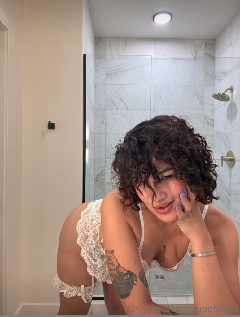OnlyFans – TikTok – Instagram – Cupofalexx – Nude Leaks