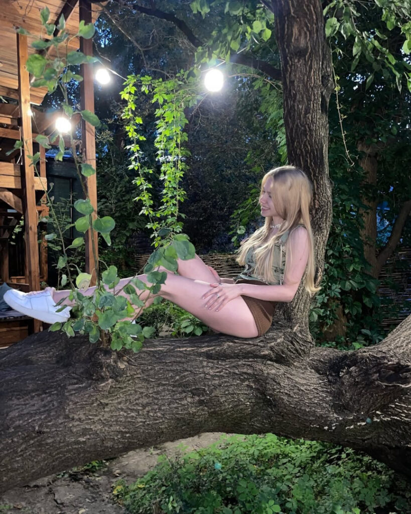 Patreon – Twitch – Instagram – cusnee – Nude Leaks