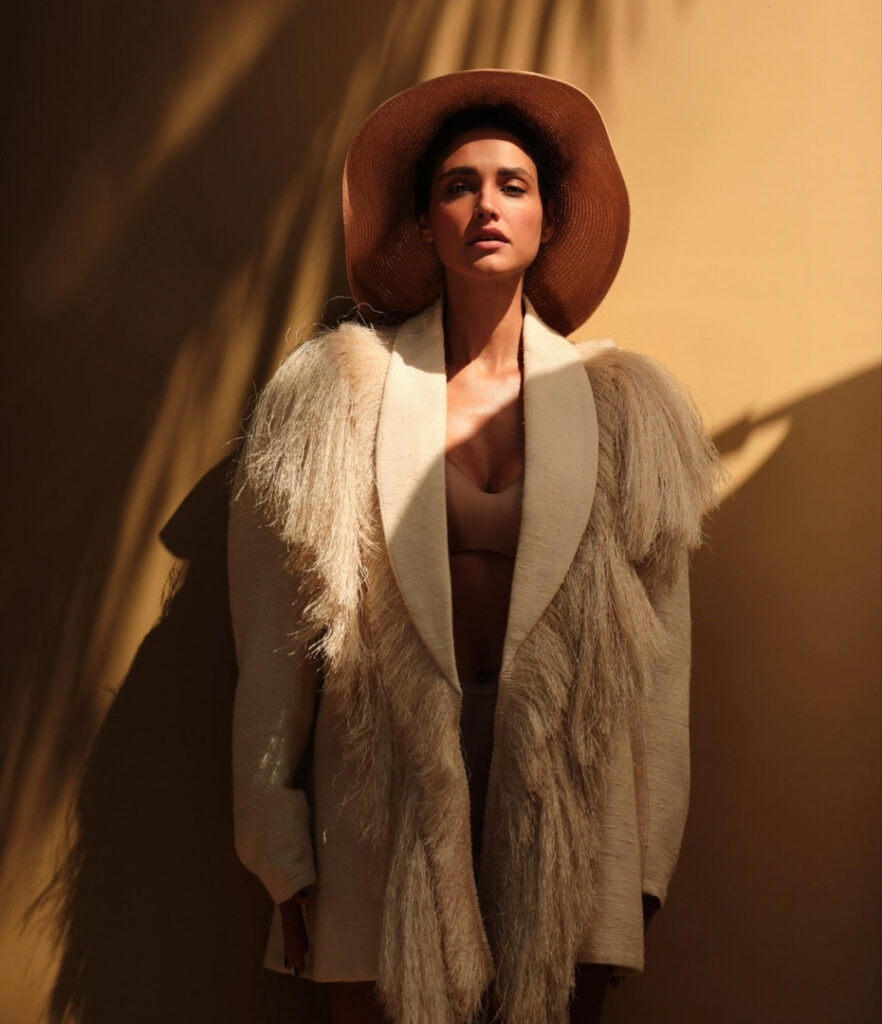 Brazil – Celeb – Débora Nascimento – Nude