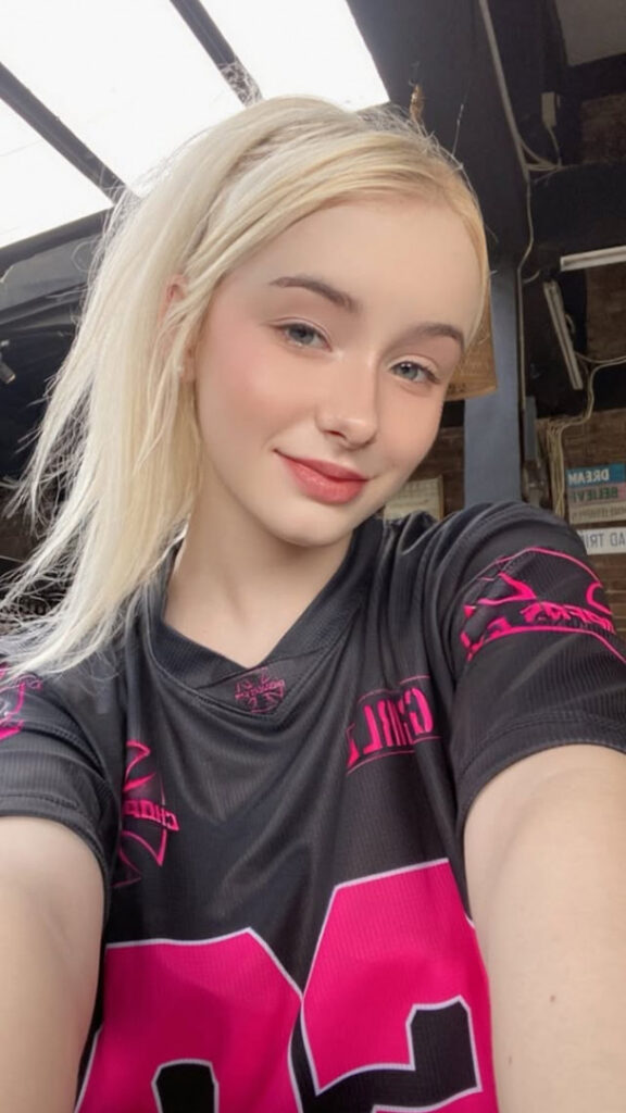 Youtube – TikTok – Instagram – Dasha Gartman / BuleBarbie – Nude Leaks