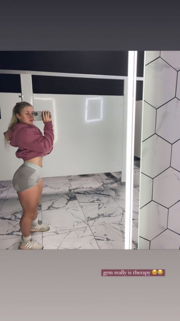 Instagram – T H I C C – Deanna Horvath / deannamarie.fitness – Nude Leaks