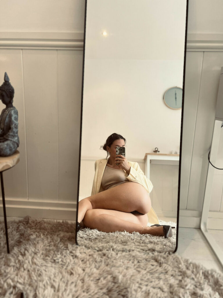 OnlyFans – Desirée – frencharchitect – Nude