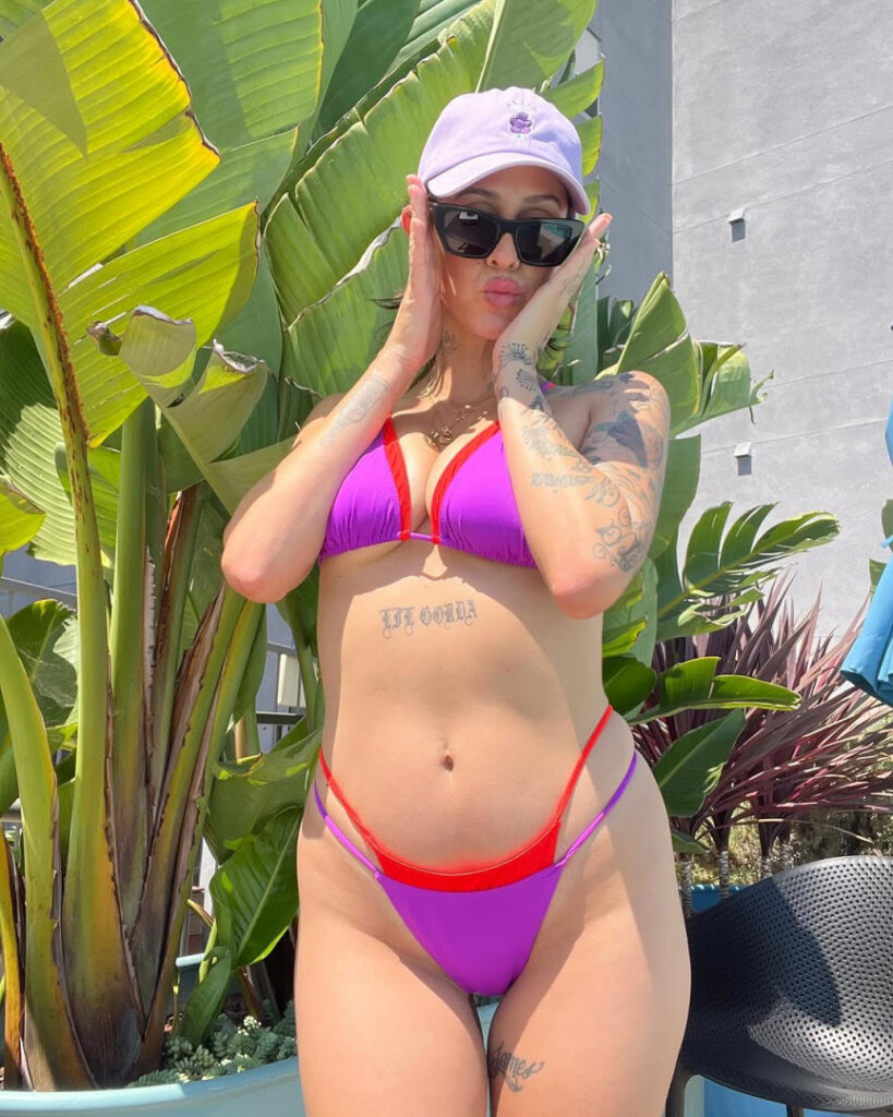 Celeb – Instagram – Latina – Dev (Devin Tailes) – Nude Leaks