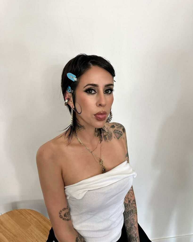 Celeb – Instagram – Latina – Dev (Devin Tailes) – Nude Leaks