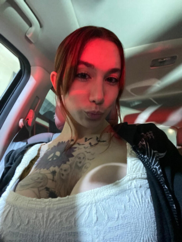 TikTok – e1ish3va – Nude Leaks