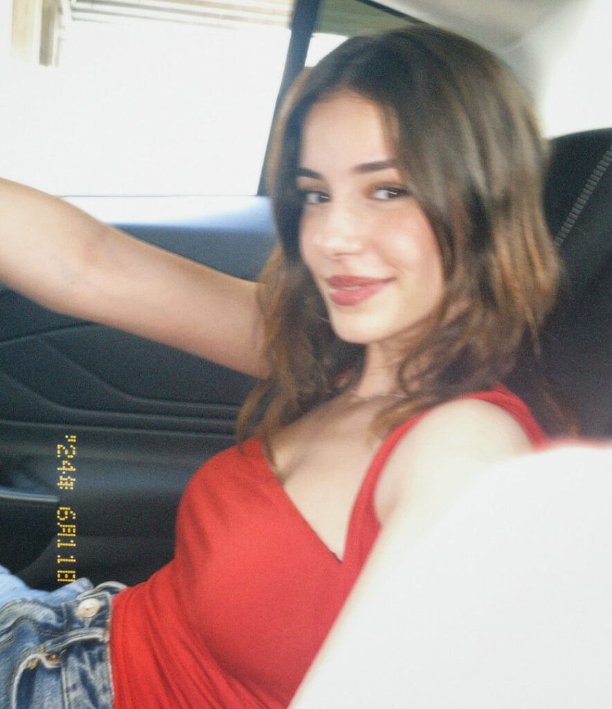 TikTok – Instagram – Ebrar Karabakan – Nude