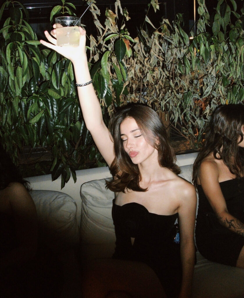 TikTok – Instagram – Ebrar Karabakan – Nude