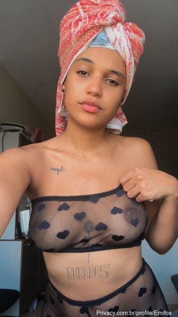 Brazil – Privacy – Emi Fox – Nude Leaks