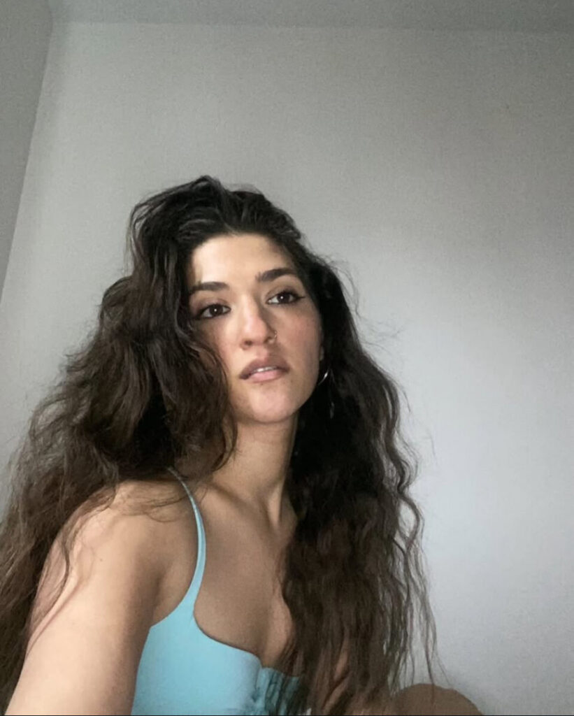 OnlyFans – Cam Girls – emmaagassi / emmababy2322 – Nude Leaks