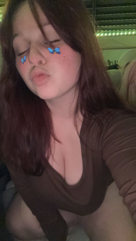 TikTok – Instagram – Snapchat – Emmybear1005 – Nude