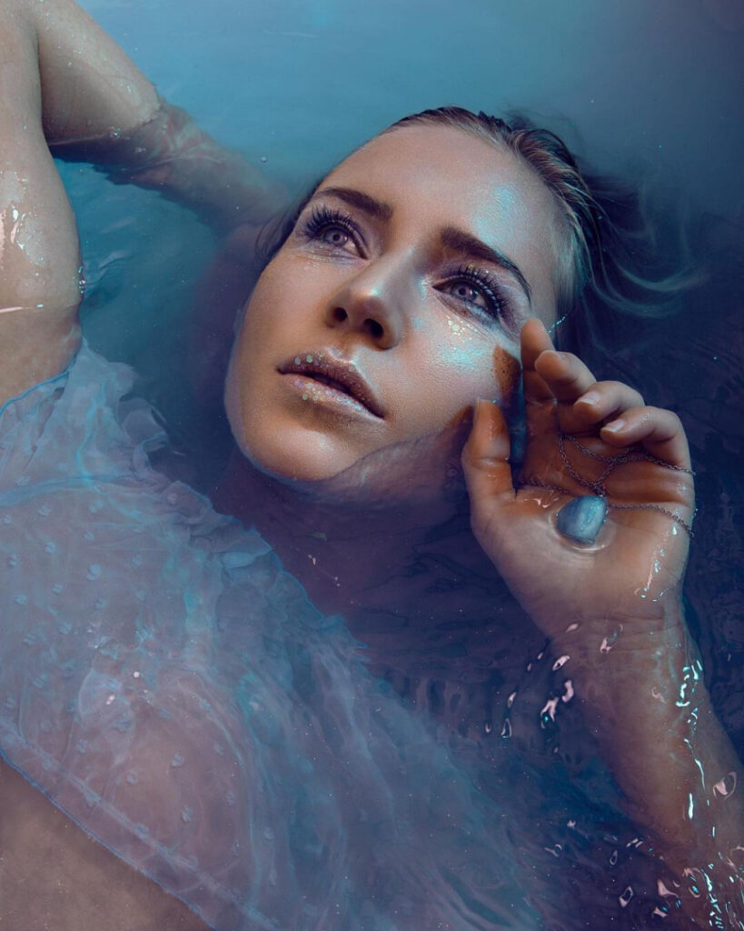 TikTok – Instagram – Eva Mikulski – Nude Leaks