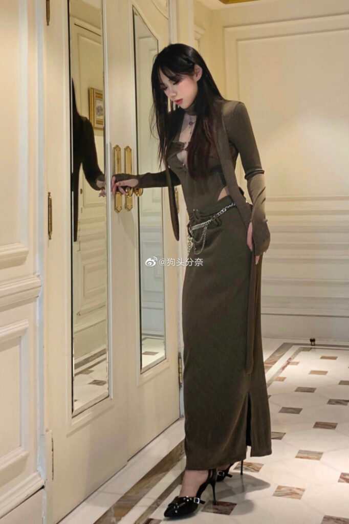 Asian – Chinese – Fennai (分奈) – Nude Leaks