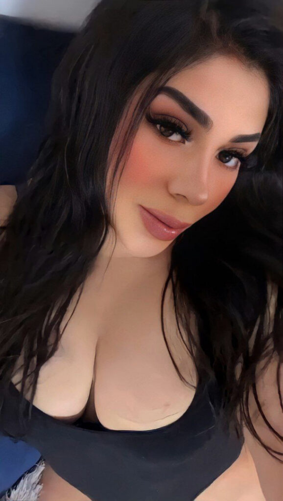 Instagram – Fernanda / f.mpz – Nude