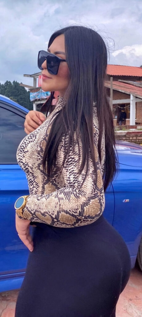 Instagram – Fernanda / f.mpz – Nude