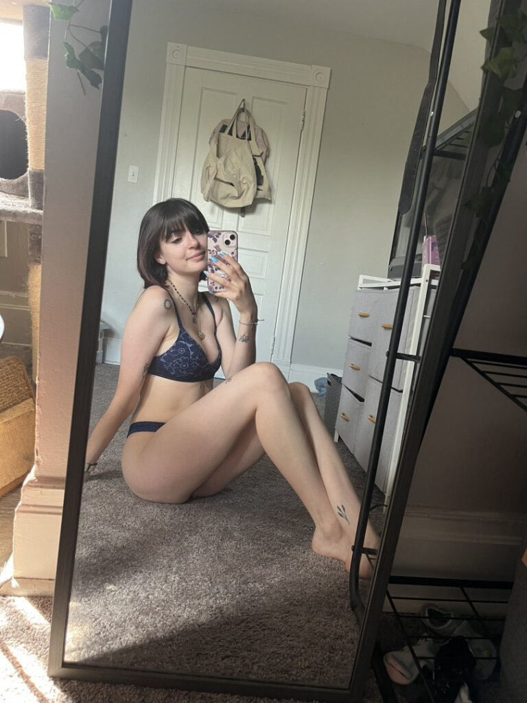 Instagram – Snapchat – ⠀X⠀ – flowersinskylar – Nude Leaks