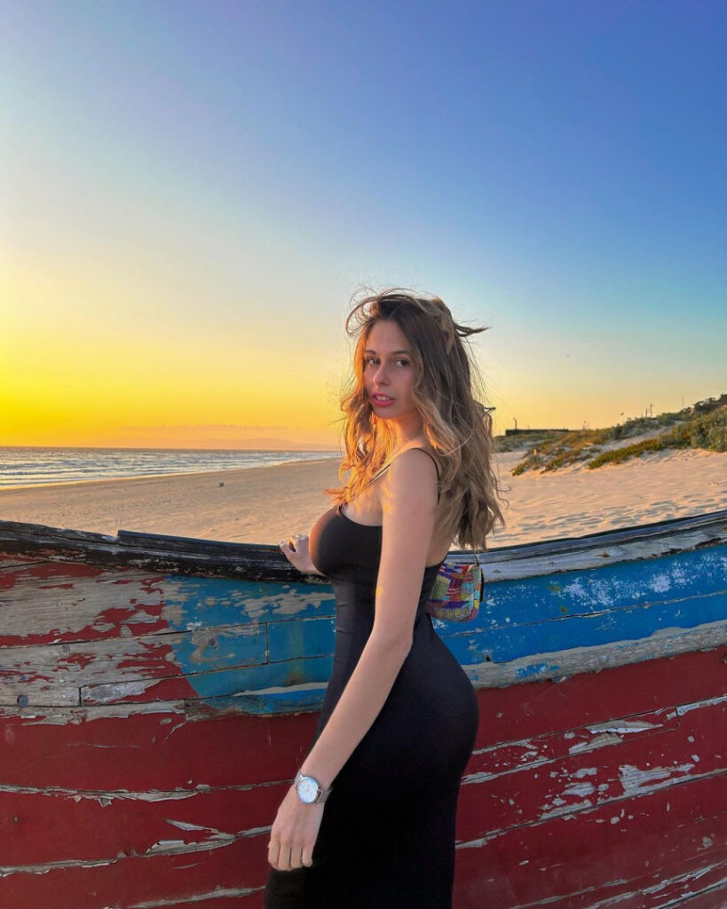 TikTok – Instagram – Reddit – francisca simoes aka kikasiimoes – Nude Leaks