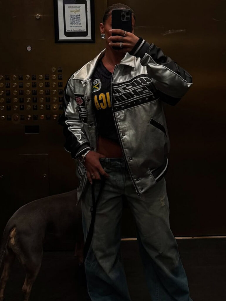 Instagram – Giuliana Ava – Nude