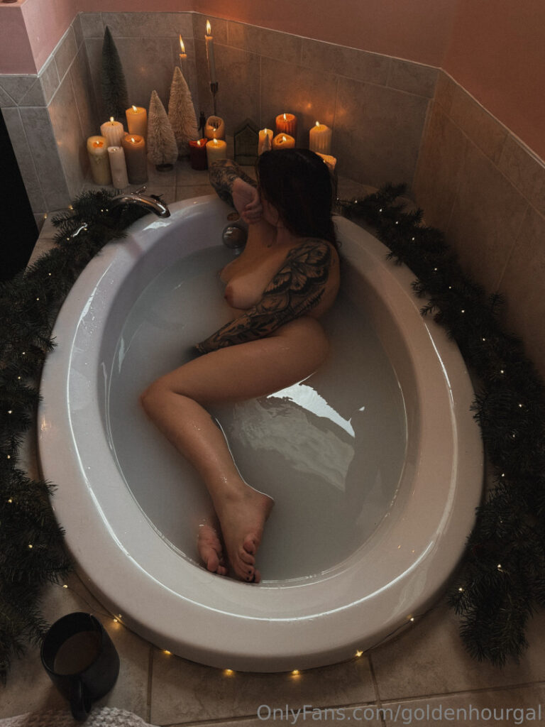 OnlyFans – T H I C C – goldenhourgal – lilgoldenhourgal – gabiii_carter – Nude Leaks