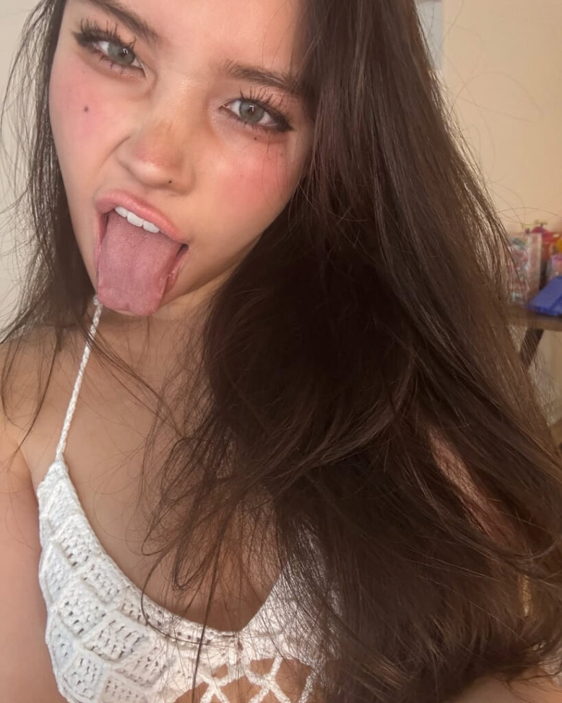 TikTok – Instagram – Hannahkae27 – Nude