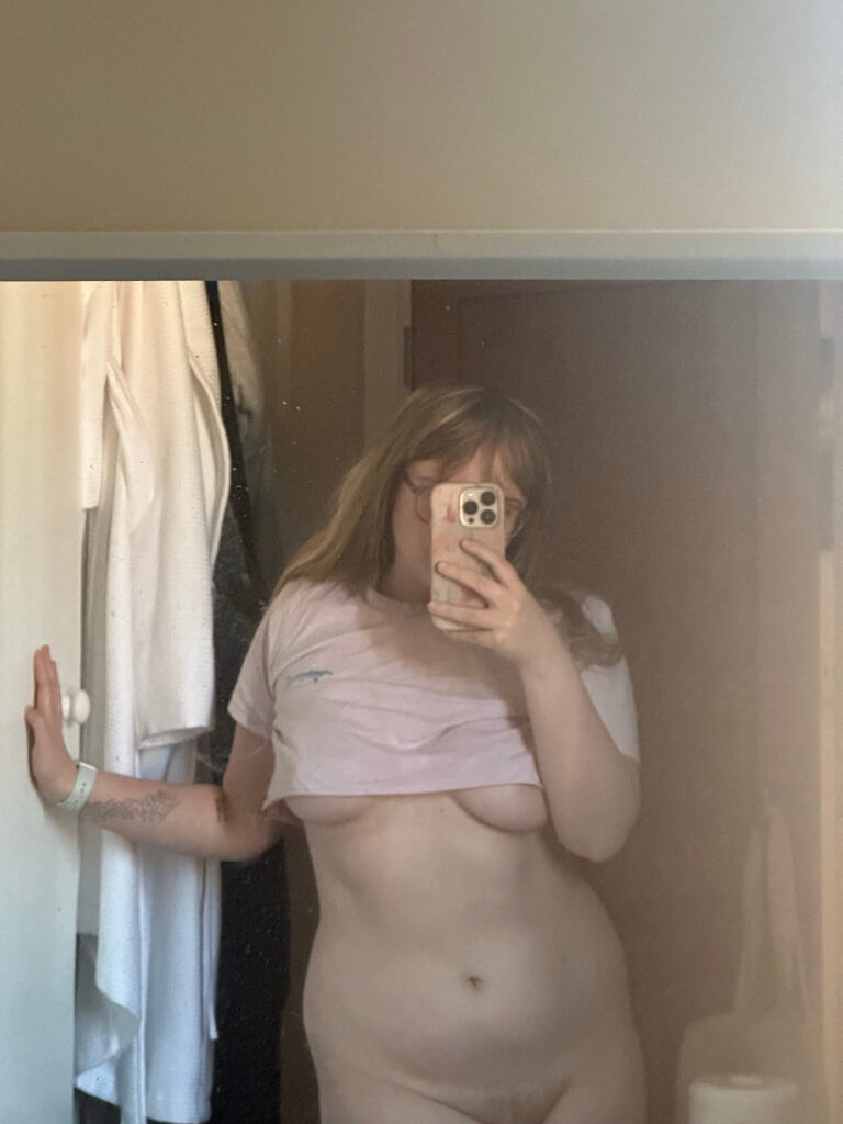 Patreon – HolMB (@h.ol on Insta) – Nude