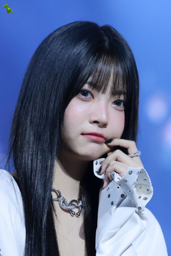 Celeb – Asian – Hong Eunchae 홍은채  LESSERAFIM – Nude Leaks