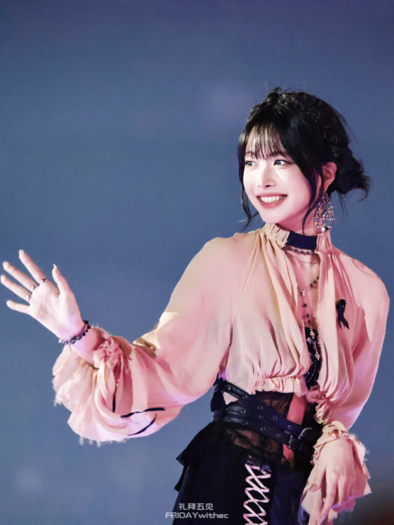 Celeb – Asian – Hong Eunchae 홍은채  LESSERAFIM – Nude Leaks