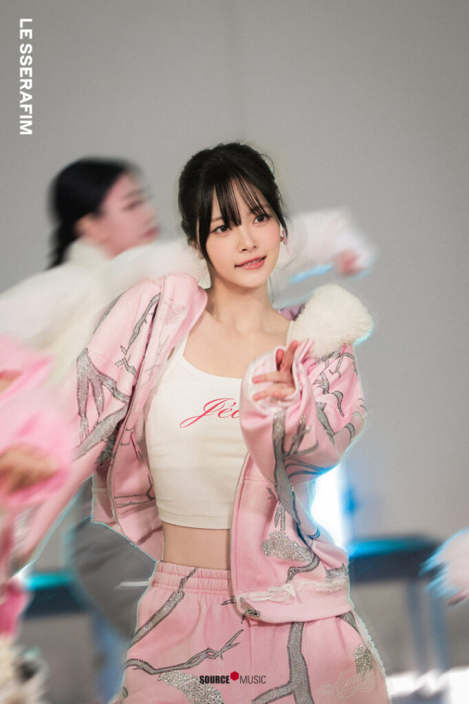 Celeb – Asian – Hong Eunchae 홍은채  LESSERAFIM – Nude Leaks