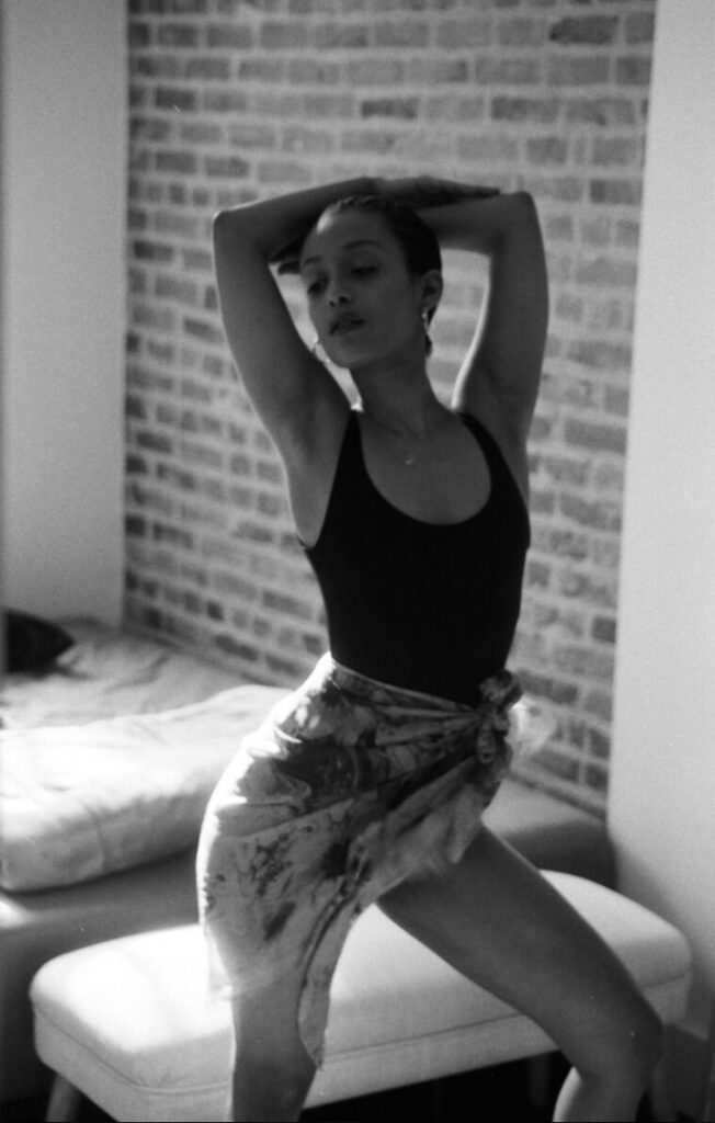 Instagram – Ebony – Honnete Bas – Nude Leaks