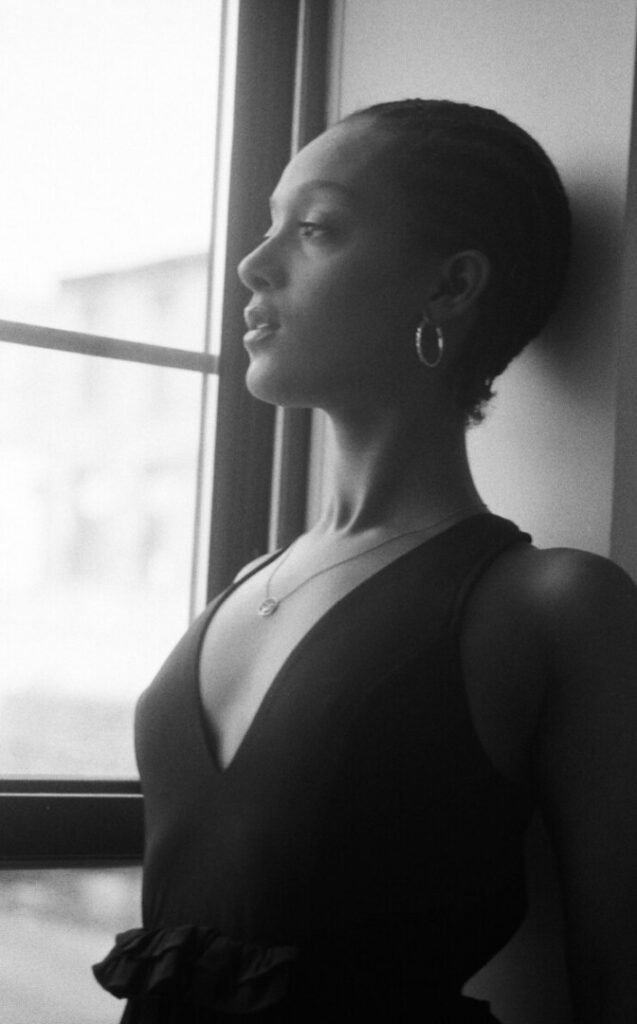 Instagram – Ebony – Honnete Bas – Nude Leaks