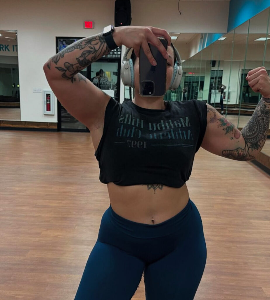 Instagram – Hopemfnoe – Nude