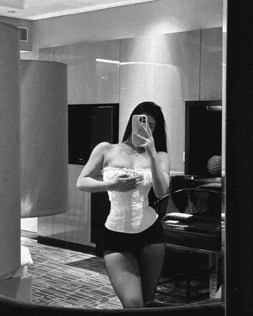 Instagram – Chinese – hypothxxcajal – Nude Leaks