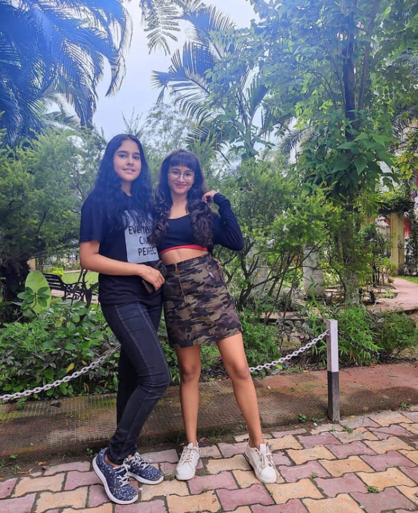 Instagram – Indian – T H I C C – Ipsita Nandi / _ipsita_x – Nude Leaks