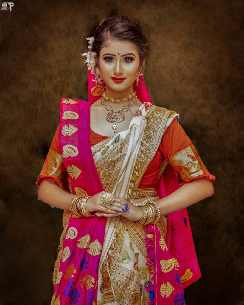 Instagram – Indian – T H I C C – Ipsita Nandi / _ipsita_x – Nude Leaks