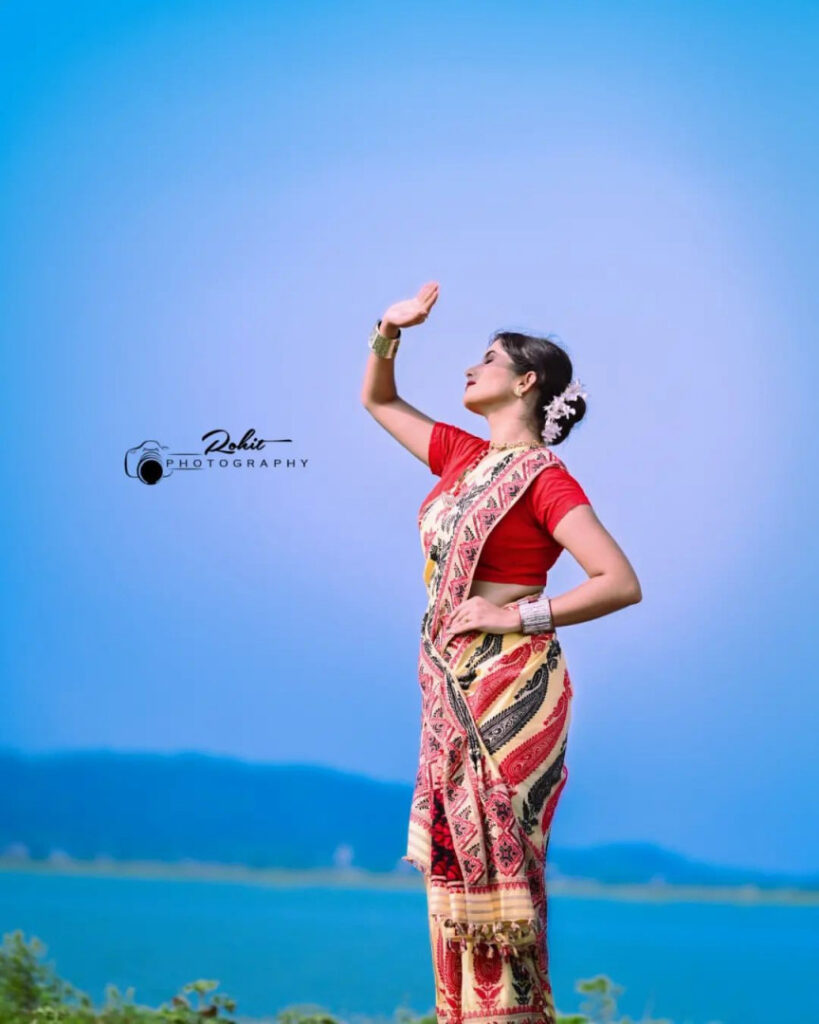 Instagram – Indian – T H I C C – Ipsita Nandi / _ipsita_x – Nude Leaks