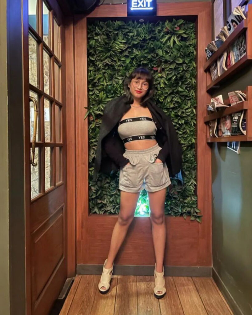 Instagram – Indian – T H I C C – Ipsita Nandi / _ipsita_x – Nude Leaks