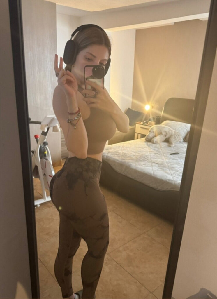 Irela Zuñiga Torres – Nude