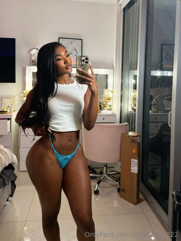 OnlyFans – Instagram – Itstavvi / pinkpariss222 – Nude Leaks