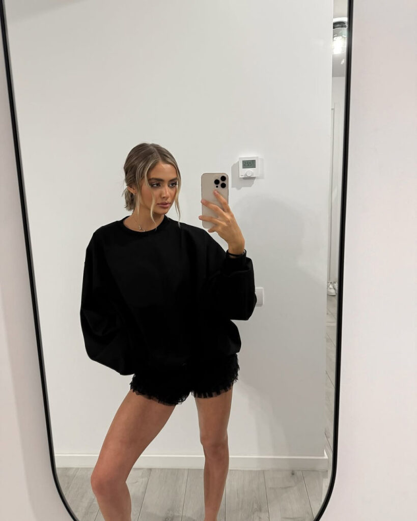 Youtube – Iuliana Beregoi – Nude