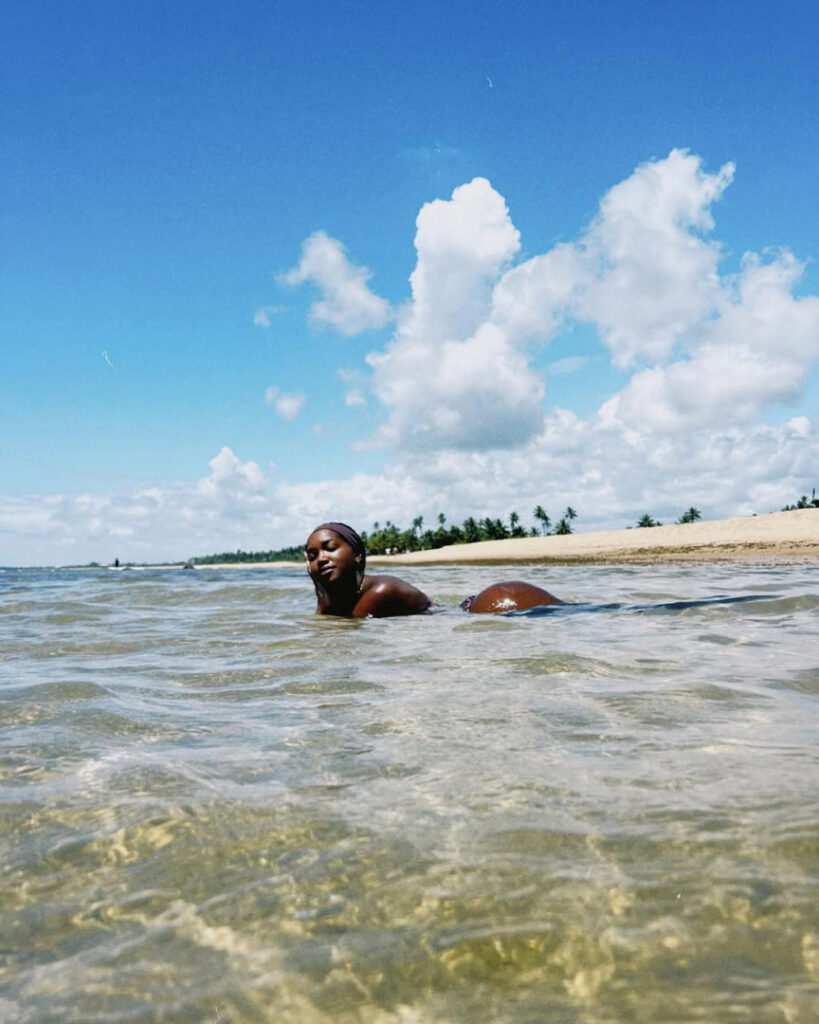 Brazil – Celeb – IZA – Nude