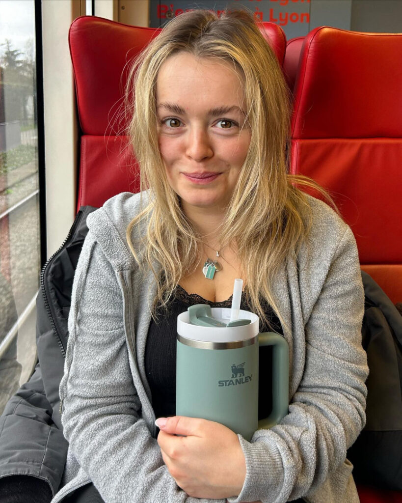 Celeb – Izzy Hammond – Nude Leaks