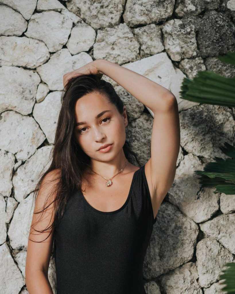 Instagram – J Lou 林欣 / Jlou – Nude Leaks