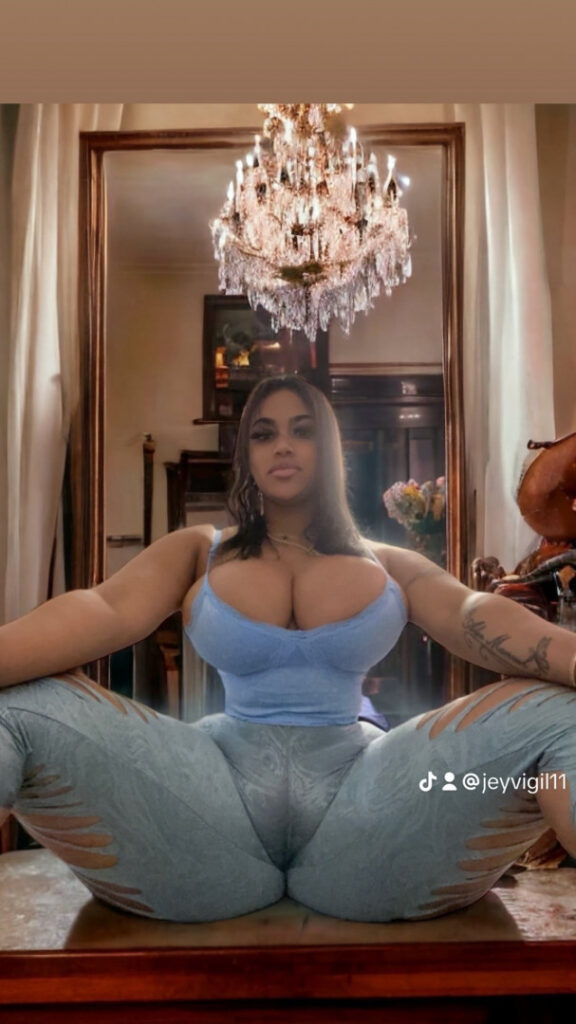 OnlyFans – T H I C C – Jeyvigil – Nude Leaks