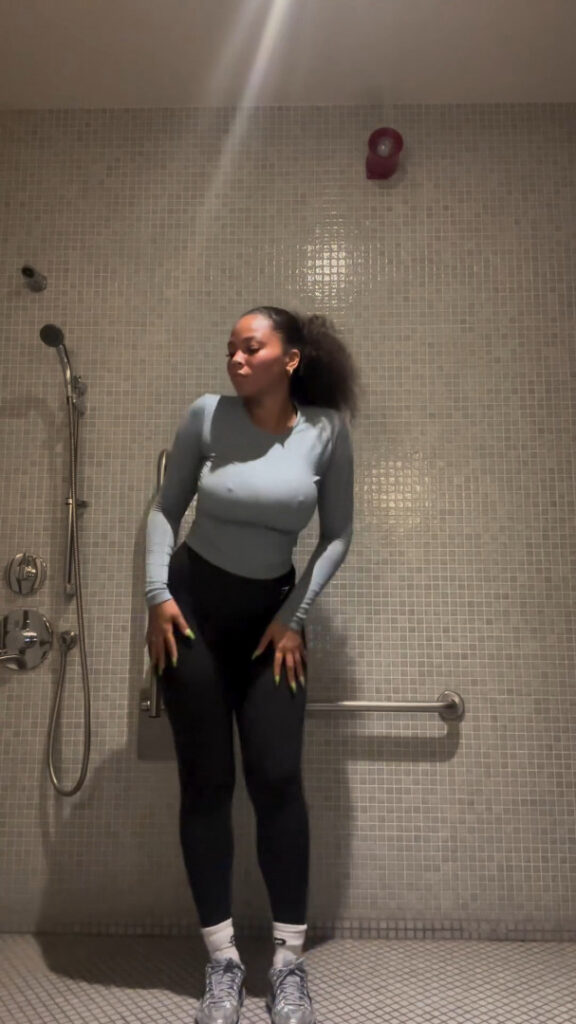 Celeb – T H I C C – Joelah Noble – Nude Leaks