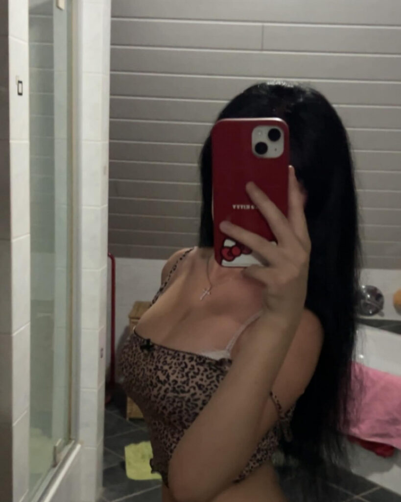 TikTok – Instagram – Jouerdis – Nude