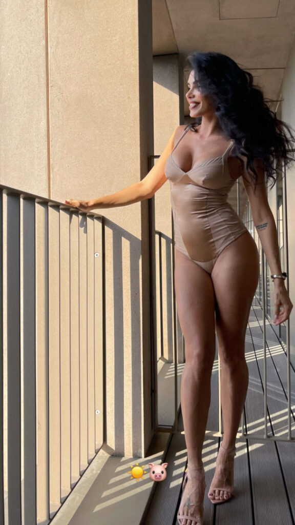 Instagram – Jovana Djordjevic (@callmelolita) – Nude