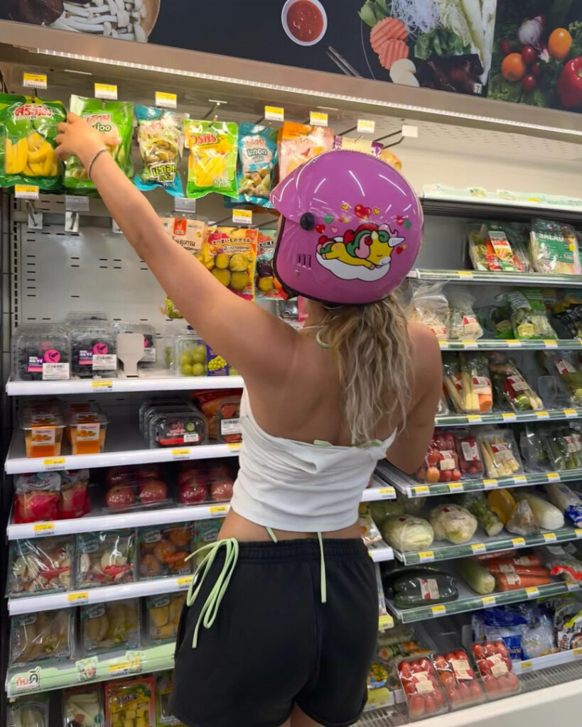 TikTok – Instagram – Julia Gavrilina – Nude