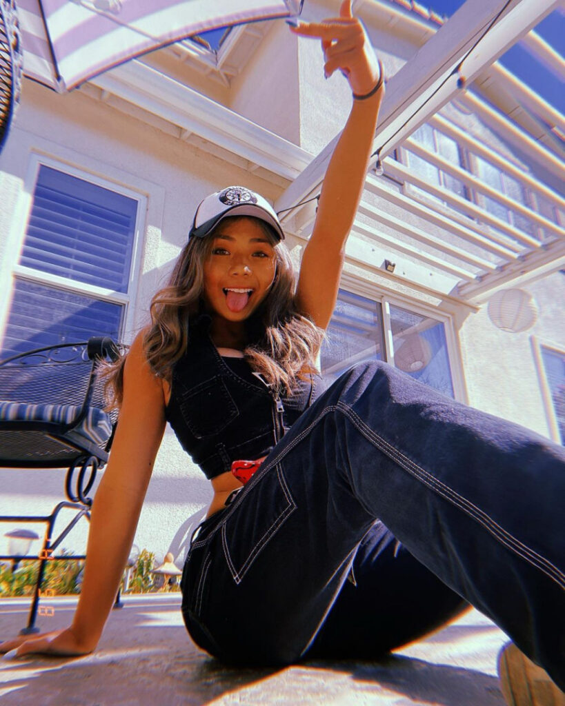 TikTok – Asian – Juliana_pilla  Juliana Pilla – Nude Leaks